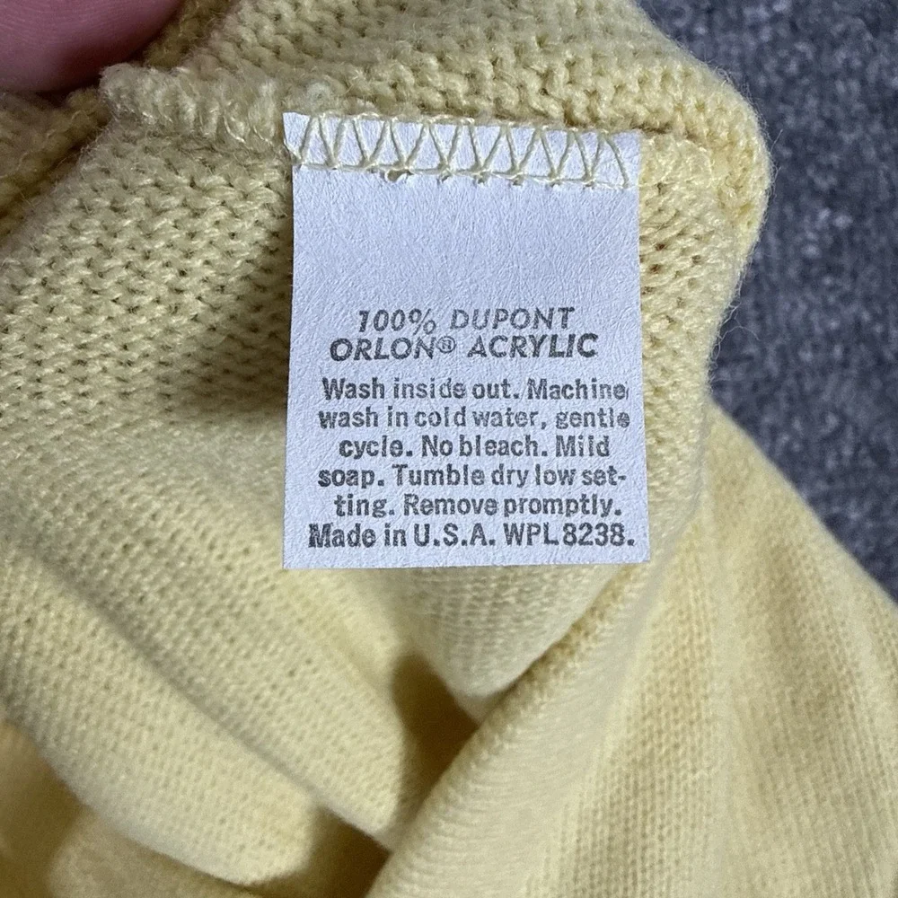 VTG NWT Royal Jeff Sweater Vest Mens Medium Yellow V Neck Orlon Eclectic Grandpa